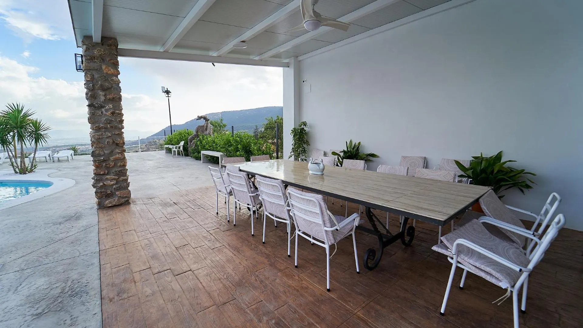 Villa Canela Illora